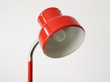 画像をギャラリービューアに読み込む, アンダーパーソンのフロアランプ アトリエリクタン Anders Pehrson Bumling floor lamp Ateljé Lyktan スタンドライト 北欧 赤い照明 おしゃれな間接照明 ランプのシェード
