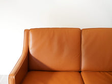 画像をギャラリービューアに読み込む, Erik Wørts Model L601/2 Sofa FDB møbler エリックウォルツ ワース レザーのソファ 革張りのリビングソファ 二人掛け 北欧デザイン ソファの背もたれ