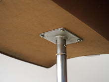 画像をギャラリービューアに読み込む, アルネヤコブセンのオクスフォードチェア アームチェア オフィスチェア 椅子 Arne Jacobsen Oxford Chair ヤコブセンの椅子の座面下の金具