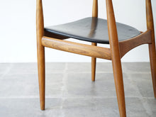 画像をギャラリービューアに読み込む, アルネ・ウォール・イヴァーセンのアームチェア Arne Wahl Iversen Armchair 北欧デザインのヴィンテージチェアのフレーム