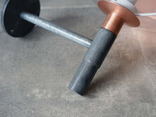 画像をギャラリービューアに読み込む, ブラケットライト 北欧デザインのウォールランプ Henning Larsen アンティーク風な壁の照明 鉄の支柱