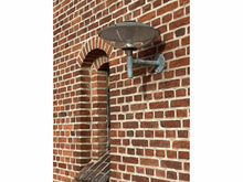 画像をギャラリービューアに読み込む, ブラケットライト 北欧デザインのウォールランプ Henning Larsen アンティーク風な壁の照明 屋外に設置したイメージ