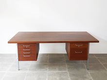 画像をギャラリービューアに読み込む, Hans J Wegner Johannes Hansen ハンスjウェグナーのデスク ヨハネスハンセン製チーク材のデスク やや上から