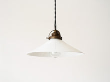 画像をギャラリービューアに読み込む, デンマークデザインのペンダントライト ガラスと真鍮のライト シーリングライト 北欧ビンテージ 吊り下げライト シンプルな照明