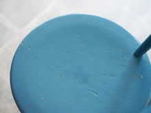 画像をギャラリービューアに読み込む, ボーエ・モーエンセン 青い椅子 北欧ビンテージ ダイニングチェア Børge Mogensen Blue chair モーエンセンの椅子の座面 塗装の剥がれあり