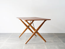 画像をギャラリービューアに読み込む, ハンスJウェグナーのX-ledテーブルAT308 Hans J. Wegner AT308 Table テーブルのX字に交差した脚