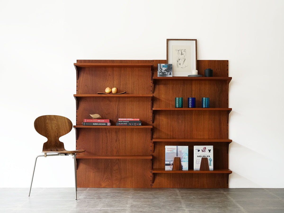 直接引き渡し　Poul Cadovius チーク材　壁付けシェルフ Poul Cadovius ウォールユニットシェルフ チーク | 北欧家具 haluta