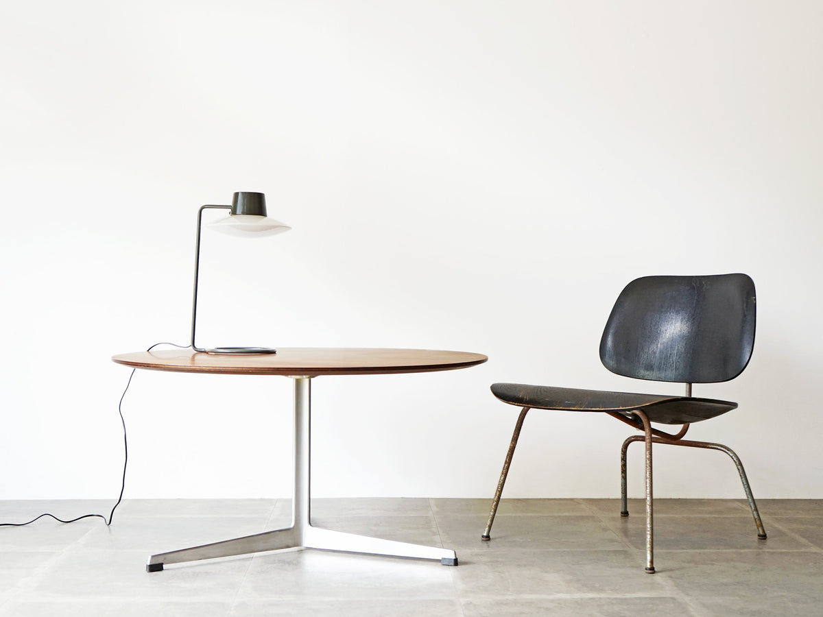 Arne Jacobsen（アルネ・ヤコブセン）ローズウッドのコーヒーテーブル