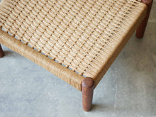 画像をギャラリービューアに読み込む, Mogens Kold Stool with papercord モーエンス・コード ペーパーコードの小さなスツール オットマン チーク 北欧インテリア 小さい椅子