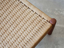 画像をギャラリービューアに読み込む, Mogens Kold Stool with papercord モーエンス・コード ペーパーコードの小さなスツール オットマン チーク 北欧インテリア 小さい椅子 座面