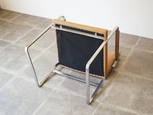 画像をギャラリービューアに読み込む, Hans J Wegner JH811 Johannes Hansen ハンス ウェグナー ヨハネス ハンセン 北欧ヴィンテージ スチール レザー アームチェアの裏面