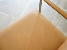 画像をギャラリービューアに読み込む, Hans J Wegner JH811 Johannes Hansen ハンス ウェグナー ヨハネス ハンセン 北欧ヴィンテージ スチール レザー アームチェアの座面