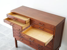 画像をギャラリービューアに読み込む, ヴィルヘルム・ラウリッツェン チェスト 引き出し 収納 アンティーク レトロ 北欧ビンテージ Vilhelm Lauritzen Chest デンマークデザインのチェストの引き出し