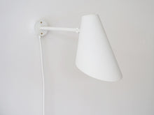 画像をギャラリービューアに読み込む, ルイス・ポールセン製ヴィンテージブラケットライト Ejner Graae Henning Helger Alux skråstråler Wall lamp ceiling lamp Louis Poulsen 北欧デザインの白いウォールランプ スポットライト