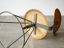 画像をギャラリービューアに読み込む, 北欧ヴィンテージチェア 回転椅子 北欧家具 インダストリアルデザインインテリア 小さな椅子 椅子の裏面