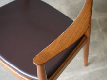 画像をギャラリービューアに読み込む, ハンスJウェグナー ザチェア Hans J Wegner JH503 The Chair アームチェアのレザーの座面とウォルナットの肘掛け