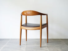 画像をギャラリービューアに読み込む, ハンスJウェグナー ザチェア Hans J Wegner JH503 The Chair アームチェアの背面