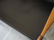 画像をギャラリービューアに読み込む, Per-Olof Scotte Premiär69 Chair OLD IKEA オールドイケア ビンテージチェア スウェーデン 北欧デザインのアームチェア 黒革の座面