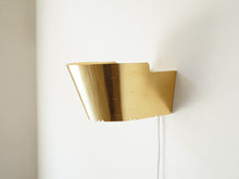 画像をギャラリービューアに読み込む, Paavo Tynell Model 9464 Wall lamps gubi パーヴォテュネル 真鍮のウォールランプ