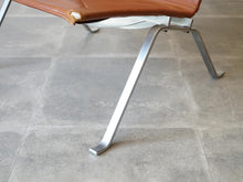 画像をギャラリービューアに読み込む, Poul Kjærholm PK22 Chair leather ekc vintage ポールケアホルム イージーチェア EKC製ヴィンテージ レザー 椅子の脚の開き