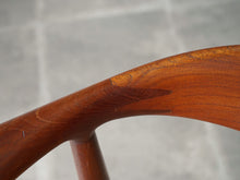 画像をギャラリービューアに読み込む, ハンスJ.ウェグナー ザチェア ヨハネスハンセン社製 Hans J. Wegner JH501 The Chair 背もたれとアームの継ぎ目