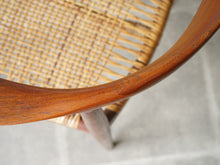 画像をギャラリービューアに読み込む, ハンスJ.ウェグナー ザチェア ヨハネスハンセン社製 Hans J. Wegner JH501 The Chair 背もたれとアームの継ぎ目