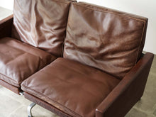 画像をギャラリービューアに読み込む, ポール・ケアホルムのEKC製ソファ Poul Kjærholm PK31 Sofa ケアホルムのソファの二人用クッション