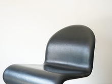 画像をギャラリービューアに読み込む, ヴェルナーパントン チェア レザー Verner Panton system1–2-3 Chair パントンの椅子の背もたれ
