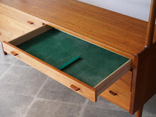 画像をギャラリービューアに読み込む, ハンスJウェグナーのサイドボート 棚 キャビネット Hans J Wegner Ry20 Sideboard cabinet 北欧インテリア デザイナーズ家具 サイドボードの右側1段目の引き出し