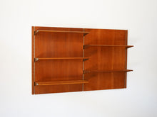 画像をギャラリービューアに読み込む, フィンユール ボヴィルケ製のウォールユニット 北欧ヴィンテージ 壁付け棚 Finn Juhl BO71 Bovirke wall shelving system 高さ100×幅153cm 棚板のみをセットした様子