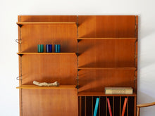画像をギャラリービューアに読み込む, フィンユール ボヴィルケ製のウォールユニット 北欧ヴィンテージ 壁付け棚 Finn Juhl BO71 Bovirke wall shelving system 棚の正面上部