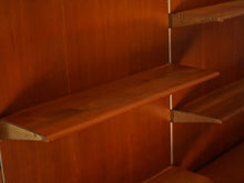 画像をギャラリービューアに読み込む, フィンユール ボヴィルケ製のウォールユニット 北欧ヴィンテージ 壁付け棚 Finn Juhl BO71 Bovirke wall shelving systemパイン材の棚板