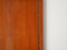 画像をギャラリービューアに読み込む, Finn Juhl BO71 wall shelving system Bovirke フィン・ユール ボヴィルケ ヴィンテージ ウォールユニット 壁付け棚 北欧デザイン 壁面の左右にある柱はメモリが入っている