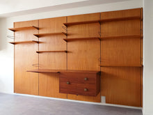 画像をギャラリービューアに読み込む, フィンユール ボヴィルケ製のウォールユニット 北欧ヴィンテージ 壁付け棚 Finn Juhl BO71 Bovirke wall shelving system 棚の全体