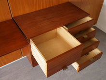 画像をギャラリービューアに読み込む, フィンユール ボヴィルケ製のウォールユニット 北欧ヴィンテージ 壁付け棚 Finn Juhl BO71 Bovirke wall shelving system チークのチェスト 深めの引き出し