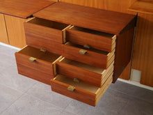 画像をギャラリービューアに読み込む, フィンユール ボヴィルケ製のウォールユニット 北欧ヴィンテージ 壁付け棚 Finn Juhl BO71 Bovirke wall shelving system チークのチェスト 6つの引き出し