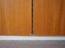 画像をギャラリービューアに読み込む, フィンユール ボヴィルケ製のウォールユニット 北欧ヴィンテージ 壁付け棚 Finn Juhl BO71 Bovirke wall shelving system 壁面下部