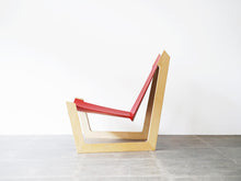 画像をギャラリービューアに読み込む, Lise & Hans Isbrand Prototype Chair PPmobler 北欧デザインチェア 赤い椅子の側面