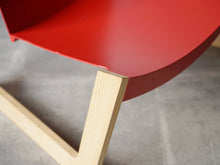 画像をギャラリービューアに読み込む, Lise & Hans Isbrand Prototype Chair PPmobler 北欧デザインチェア 赤い椅子の脚