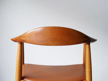 画像をギャラリービューアに読み込む, Hans J. Wegne JH503 Johannes Hansen ハンスJウェグナー ザ・チェア マホガニーとレザー 名作チェア デザイナーズチェア ヴィンテージ ウェグナーのアームチェア 背もたれ