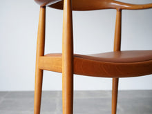 画像をギャラリービューアに読み込む, Hans J. Wegne JH503 Johannes Hansen ハンスJウェグナー ザ・チェア マホガニーとレザー 名作チェア デザイナーズチェア ヴィンテージ ウェグナーのアームチェア マホガニーのフレーム