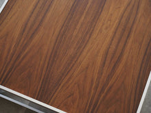 画像をギャラリービューアに読み込む, ケアホルム ハンネ 展示台 ローテーブル センターテーブル Hanne Kjærholm Podium ハンネ・ケアホルムの台の天板はウォルナット