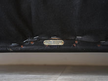 画像をギャラリービューアに読み込む, アルネ・ヴォッダーのソファ ツーシーター 2人用ソファ 北欧ビンテージ rne Vodder Sofa brazilian rosewood 1953 ivan schlechter イヴァンシュレクターによる革張り 黒革のソファ ソファの裏面にIllums Bolighusのプレート