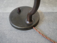 画像をギャラリービューアに読み込む, Danish Design Table Lamp 1940年代 真鍮製 デンマークデザイン オパールガラス シェード ヴィンテージテーブルランプ