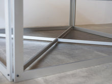 画像をギャラリービューアに読み込む, ハンネ・ケアホルム 展示台 Hanne Kjærholm Podium with Walnut ローテーブルのアルミフレーム