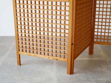 画像をギャラリービューアに読み込む, Scandinavian furniture design Room divider 北欧デザインインテリア ルームパーテーション 衝立て木製 脚