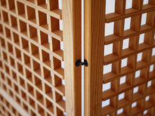 画像をギャラリービューアに読み込む, Scandinavian furniture design Room divider 北欧デザインインテリア ルームパーテーション 衝立て木製 折りたたむための金具