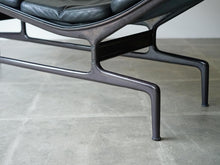 画像をギャラリービューアに読み込む, イームズチェイス 寝椅子 ハーマンミラー製 Charles Eames Ray Eames Chaise Chaiselounge イームズチェイスの脚
