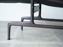 画像をギャラリービューアに読み込む, イームズチェイス 寝椅子 ハーマンミラー製 Charles Eames Ray Eames Chaise Chaiselounge イームズチェイスの脚