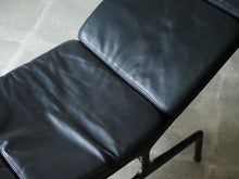 画像をギャラリービューアに読み込む, イームズチェイス 寝椅子 ハーマンミラー製 Charles Eames Ray Eames Chaise Chaiselounge イームズチェイスの背中部分